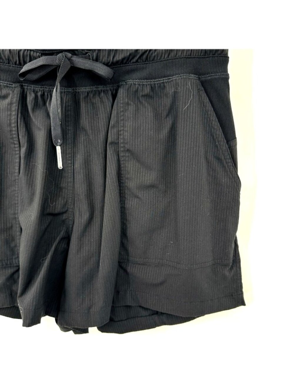 Lululemon Dance Studio High-Rise Short 3.5" Black 6 athletic gym workout lounge - Picture 6 of 10
